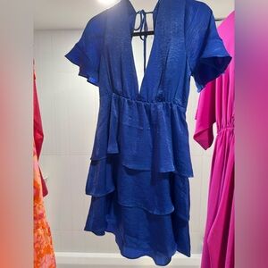Show Me Your Mumu Blue Small low-cut dress